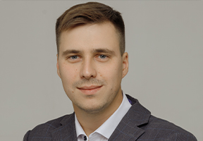 Демидов Артем Евгеньевич